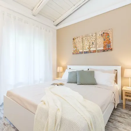 A Casa Di Alessandra Apartment *